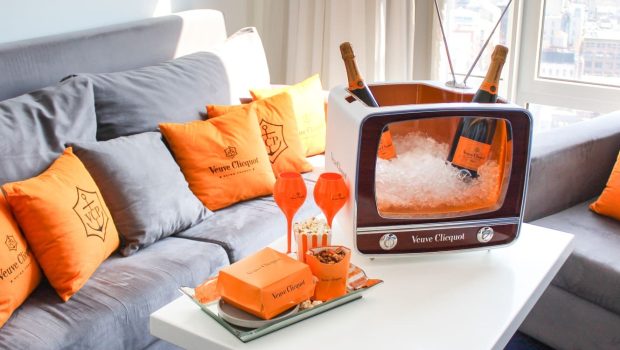 VC Suite 7 Lounge_1875x750