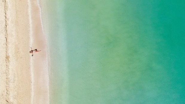 coral-ouellette-9gkNtzUebFg-unsplash (1)_1875x750