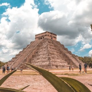 rafael-cisneros-mendez-WINg_z5HEwc-unsplash (1)_1875x750