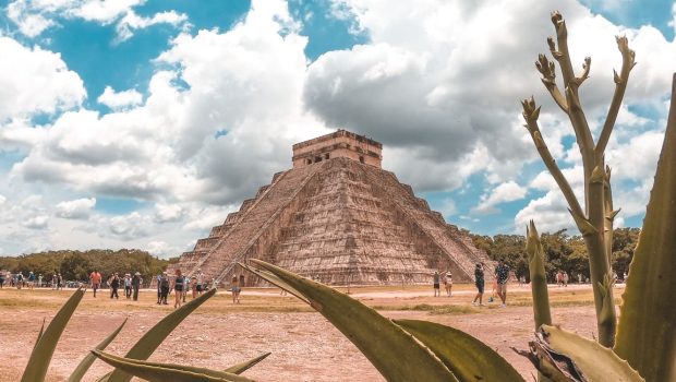 rafael-cisneros-mendez-WINg_z5HEwc-unsplash (1)_1875x750